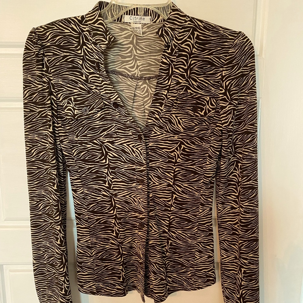 Zebra print button up top